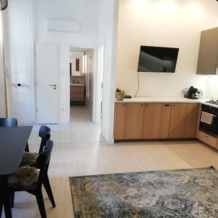 2 Bedroom Stylish Apartment In Buda ブダペスト エクステリア 写真